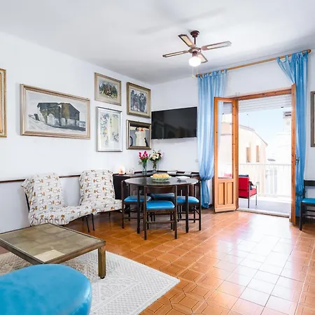 Apartment Casa Nella Roccia A Cala Gonone